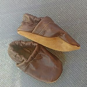 0-3 mo Starry Knight Leather Moccasins